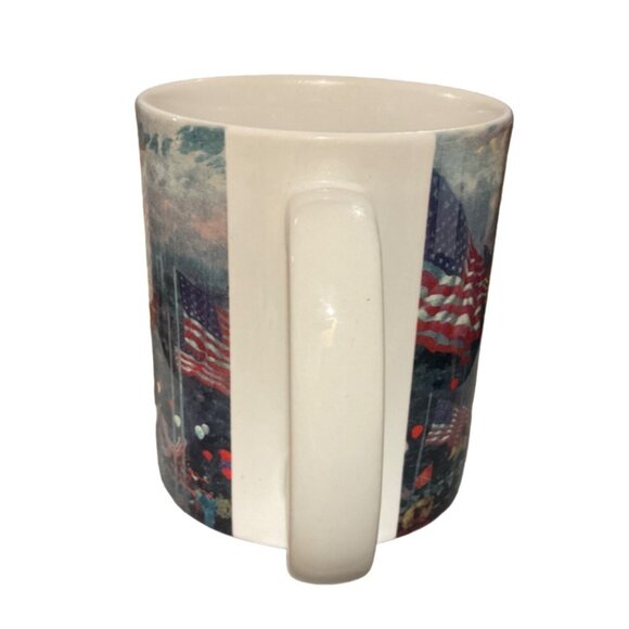 Thomas Kinkade Ceramic Coffee Mug Flags Over The Capitol Patriotic Design 2011 - Picture 4 of 12
